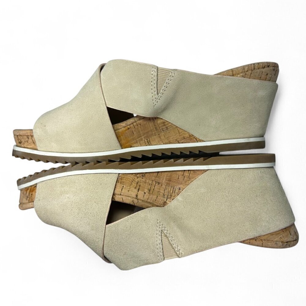 DONALD PLINER Women's Sisu Wedge Suede Sandal, Beige, US 7.5, NWOB - Picture 7 of 16